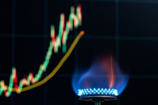 Der Spiegel: решение Евросоюза о введении предельных цен на газ напоминает сито 