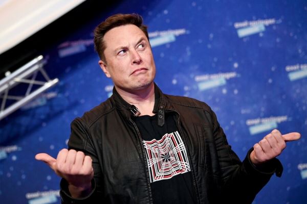 Маск заявил, что собирается приостановить продажи акций Tesla на два года 