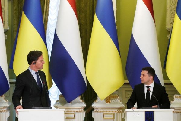 Нидерланды признались, что поддержка Киева оказывает влияние на боеготовность их военных 
