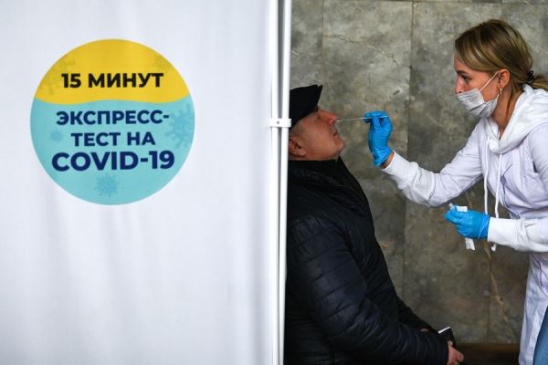 «Ъ»: выручка медлабораторий РФ от услуг по диагностике COVID-19 упала вдвое в 2022 году 