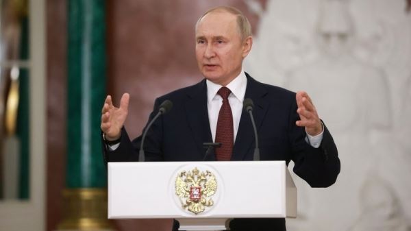 «Защищаем свои национальные интересы»: Путин назвал целью России объединение русского народа